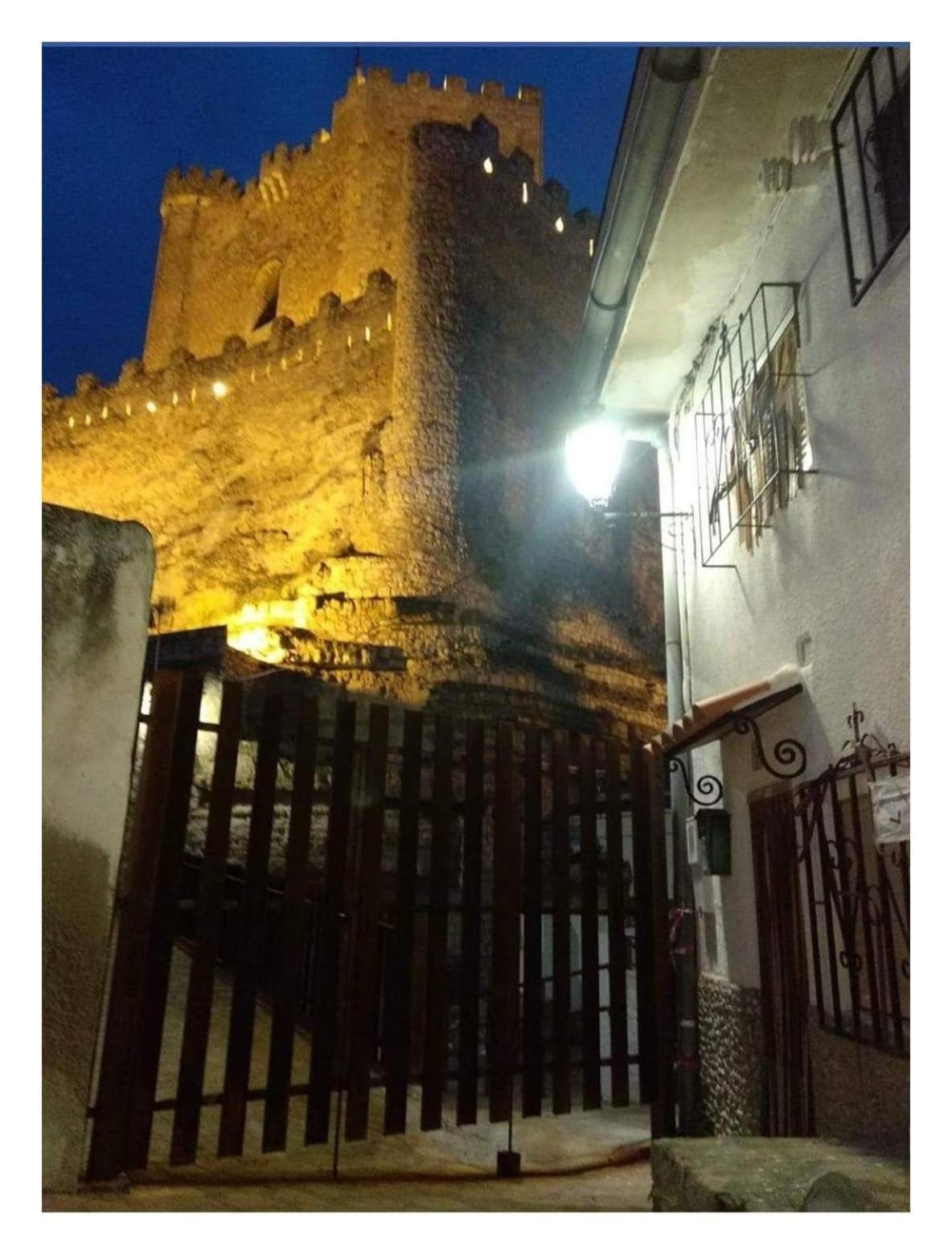 Casa Rural El Abejorro Alcala del Jucar Exterior foto